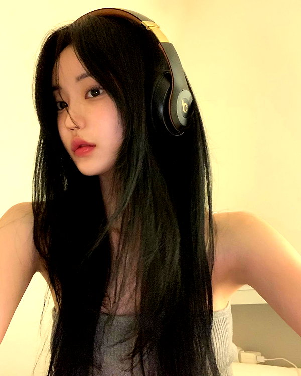 daxbin instagram image archive image
