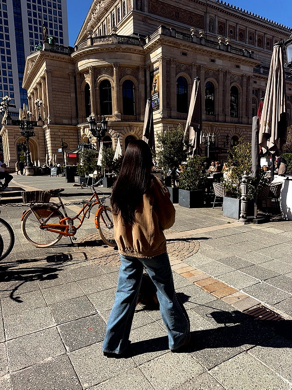zoeliss instagram image archive image