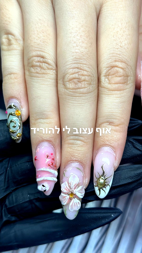 nails.by.natashi instagram image archive image