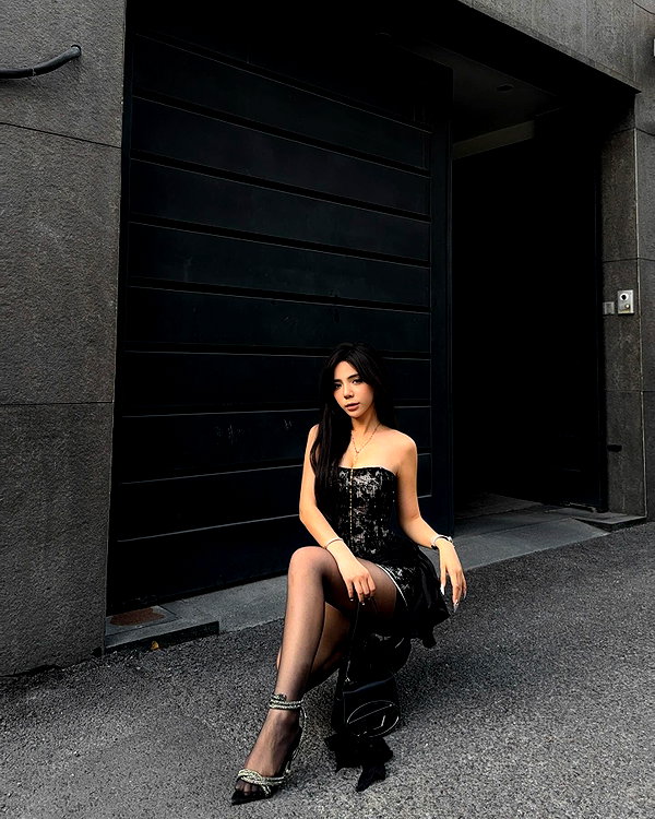 lyhythuedoxinh instagram image archive image