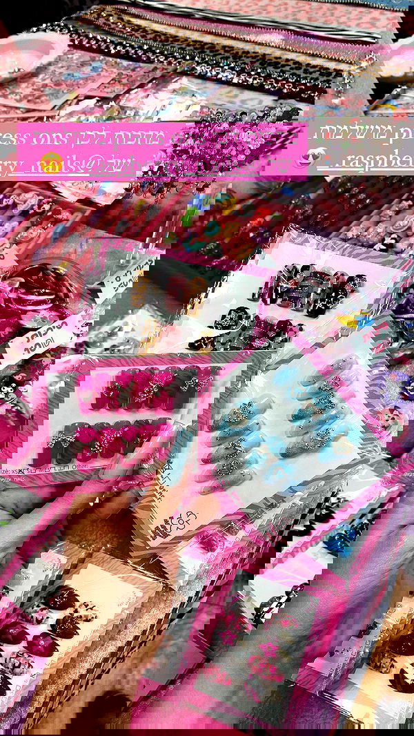 cyberangelz.shop image ~ Altpins