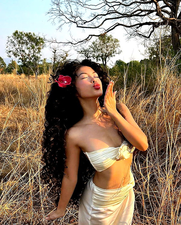 lyhythuedoxinh instagram image archive image