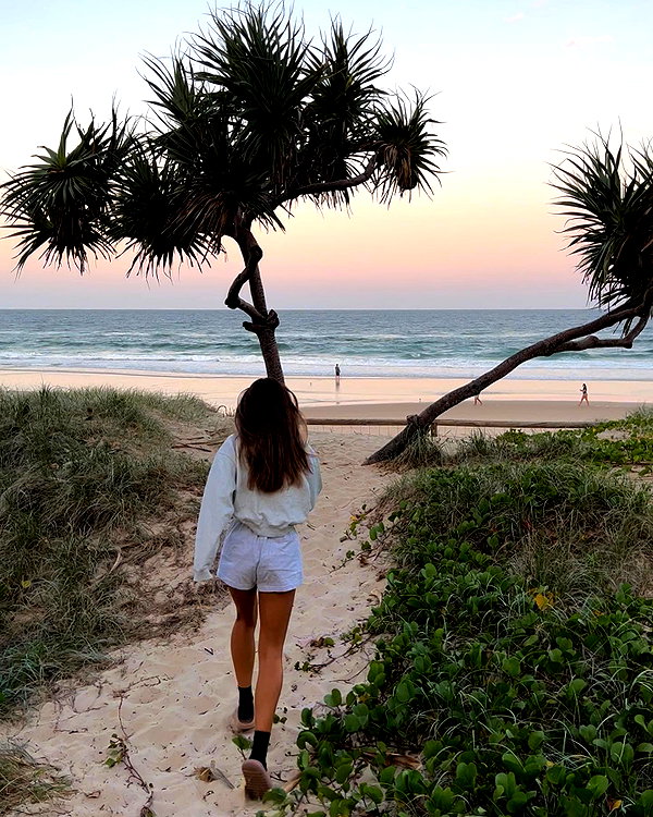 olivia.mathers instagram image archive image