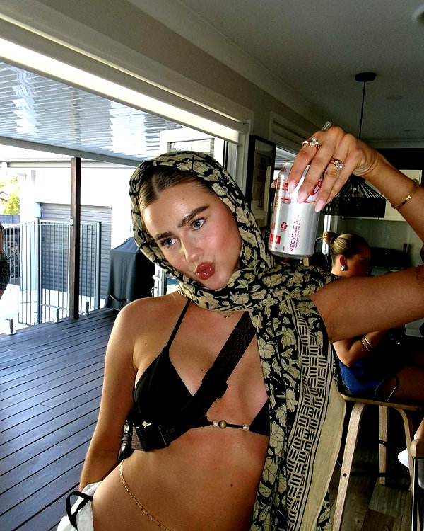sophadophaa_ instagram image archive image