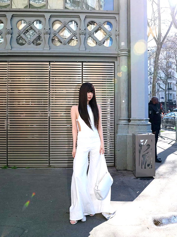 hhh.e_c.v instagram image archive image