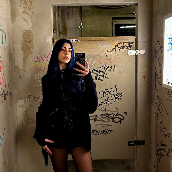 ayash.hila instagram image archive image