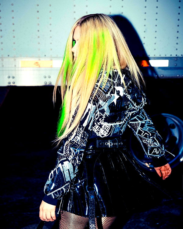 avrillavigne instagram image archive image