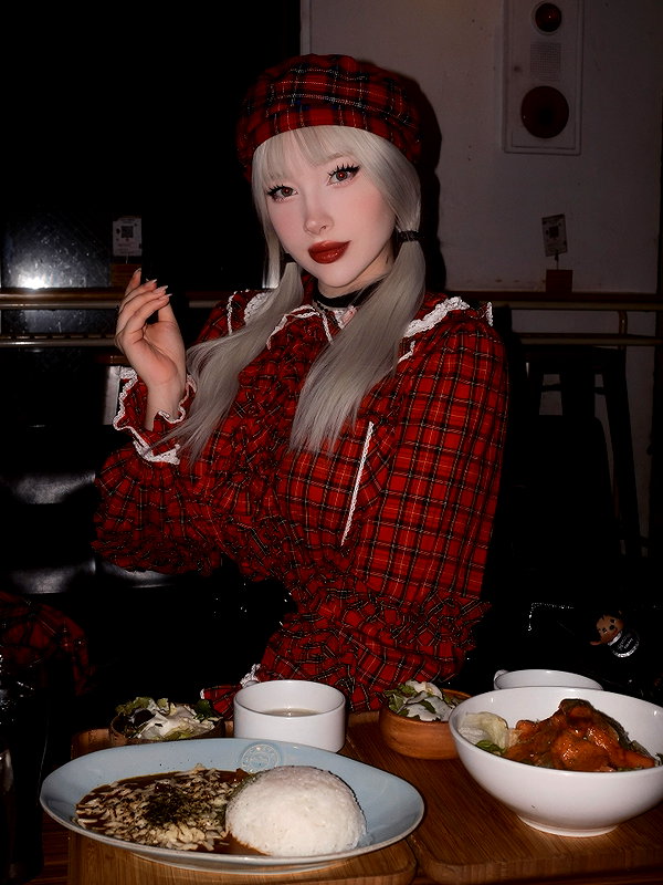 alina_thedoll instagram image archive image