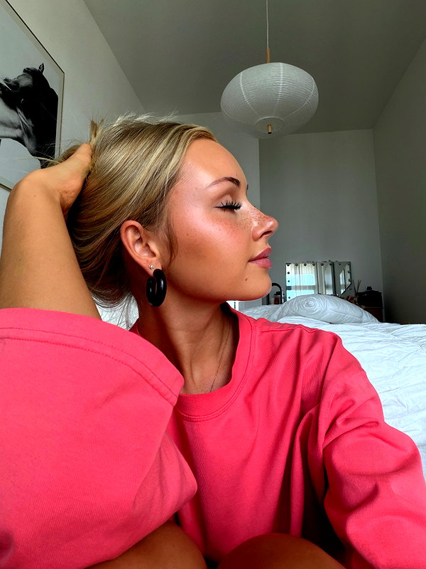 lilih instagram image archive image