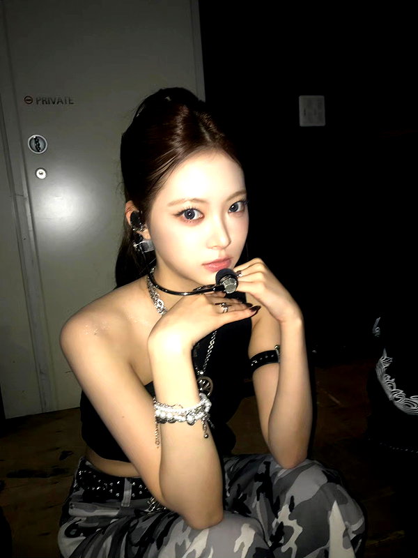hhh.e_c.v instagram image archive image