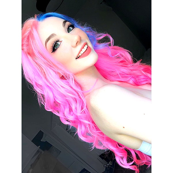 danielle.mercedie instagram image archive image