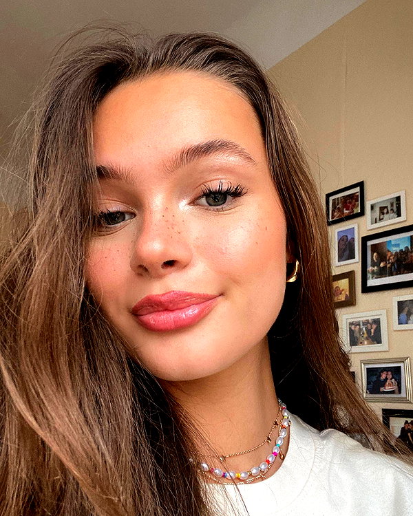 emmaaurora instagram image archive image