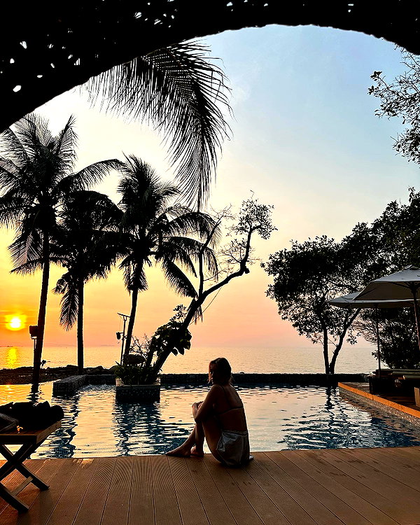 avestanova instagram image archive image