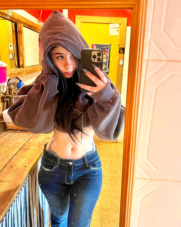 evasela__ instagram image archive image