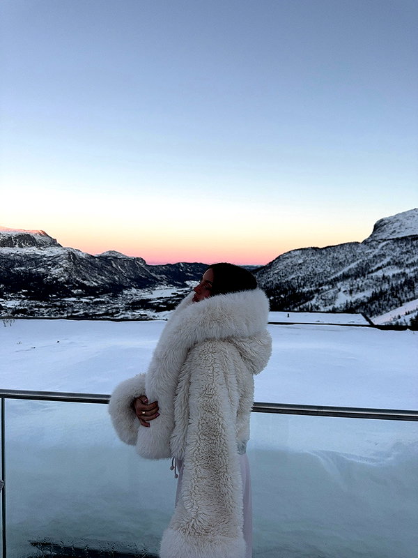 zoeliss instagram image archive image