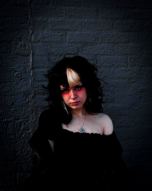 yeahimcaroline instagram image archive image