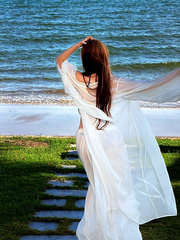 lyhythuedoxinh instagram image archive image