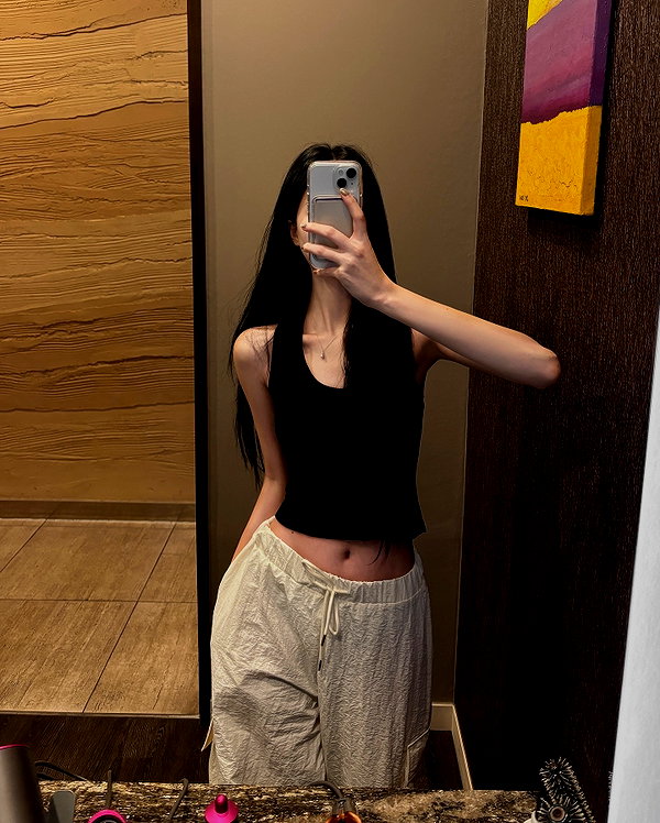 daxbin instagram image archive image