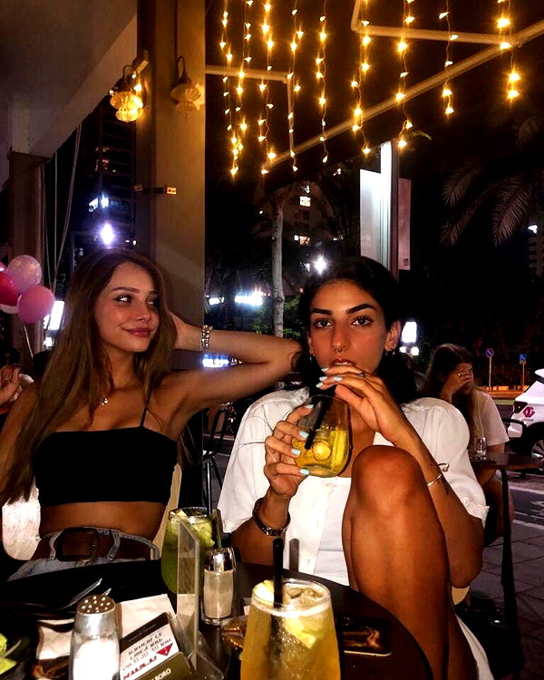 yulia.isakov instagram image archive image