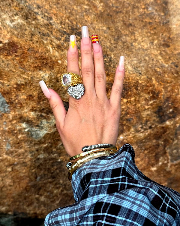 ellachristo instagram image archive image