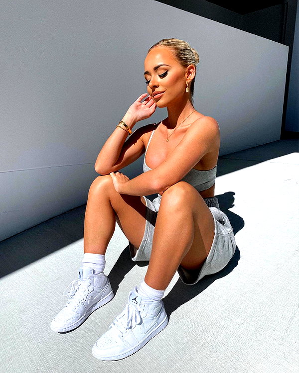 allieauton instagram image archive image