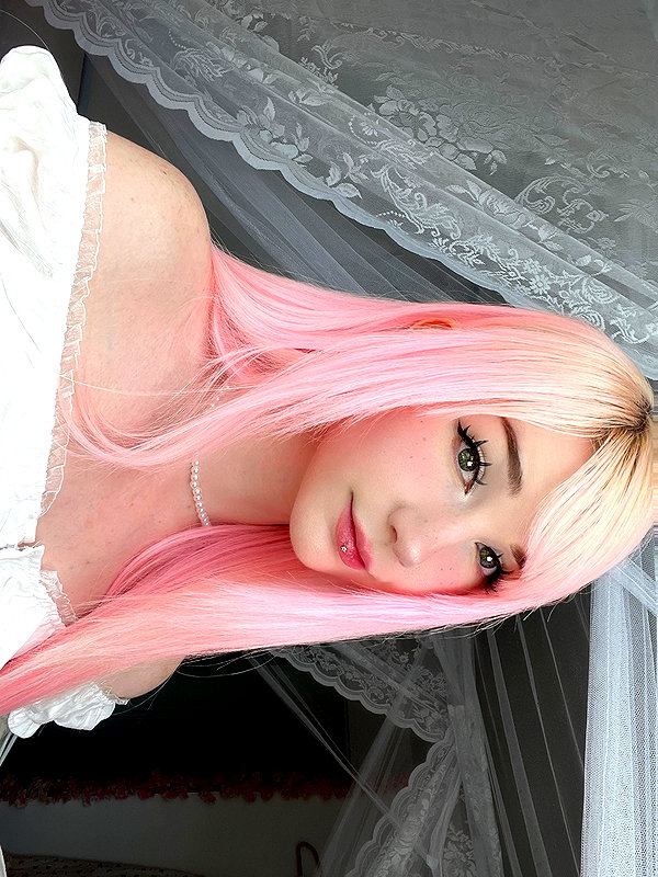danielle.mercedie instagram image archive image