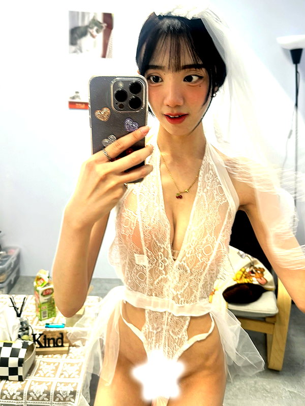 xiaojie._.891218 instagram image archive image