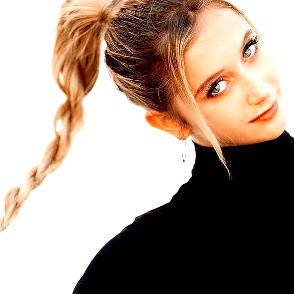 ellianawalmsley instagram image archive image