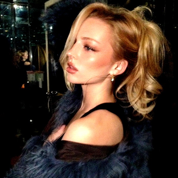 skylasanders instagram image archive image