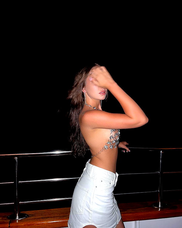 veroni22ka instagram image archive image