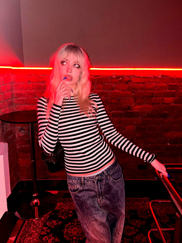 anya4everr instagram image archive image