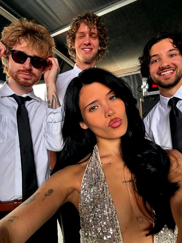 nessabarrett instagram image archive image
