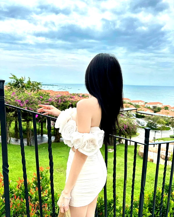 lyhythuedoxinh instagram image archive image