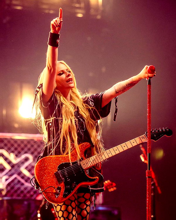 avrillavigne instagram image archive image