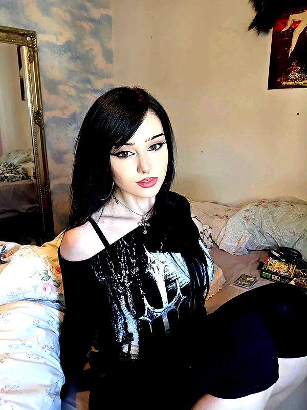 xoreniiiiii instagram image archive image