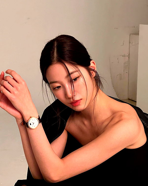 zuhazana instagram image archive image