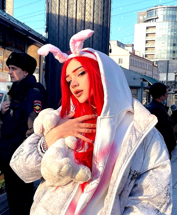 vik4au instagram image archive image