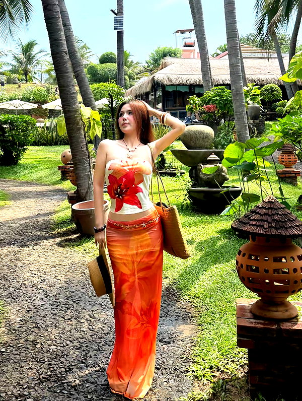 lyhythuedoxinh instagram image archive image