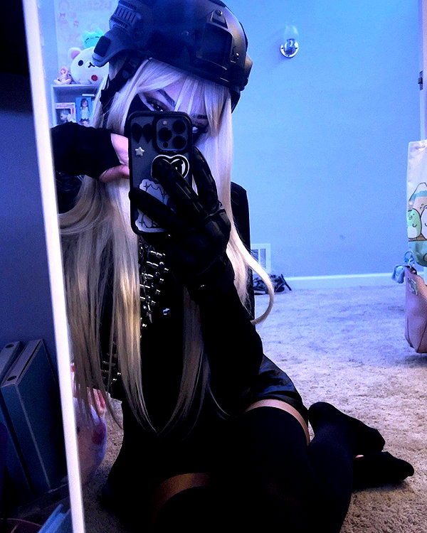 twodollie instagram image archive image