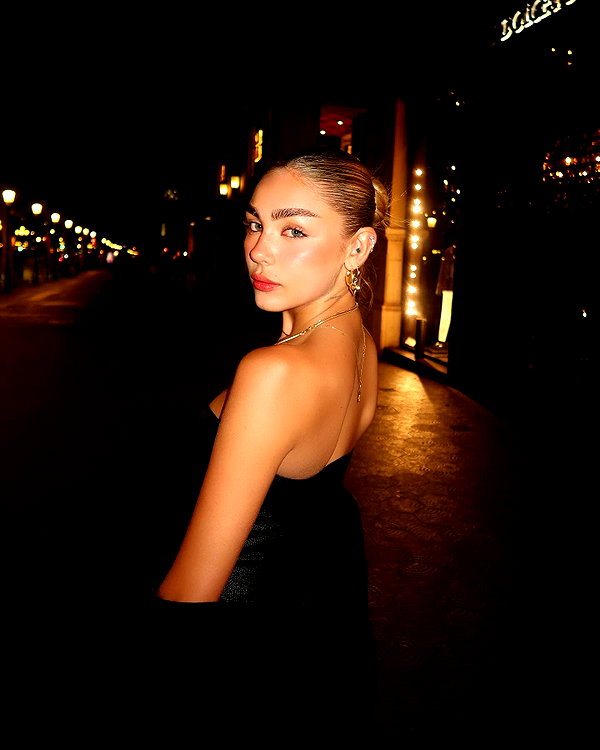 maya.keyy instagram image archive image