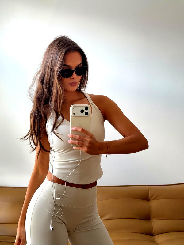 emmaaurora instagram image archive image