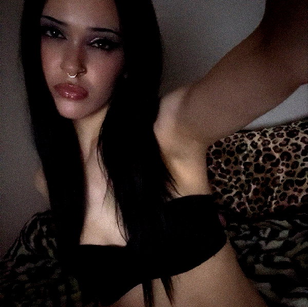 juliaelzz instagram image archive image