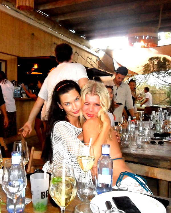 sophiecharlotth instagram image archive image
