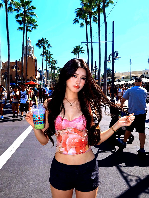 claire_is_miiii instagram image archive image