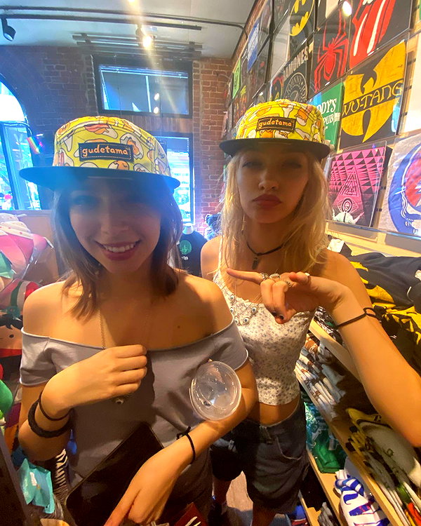 lilarosepalaza instagram image archive image