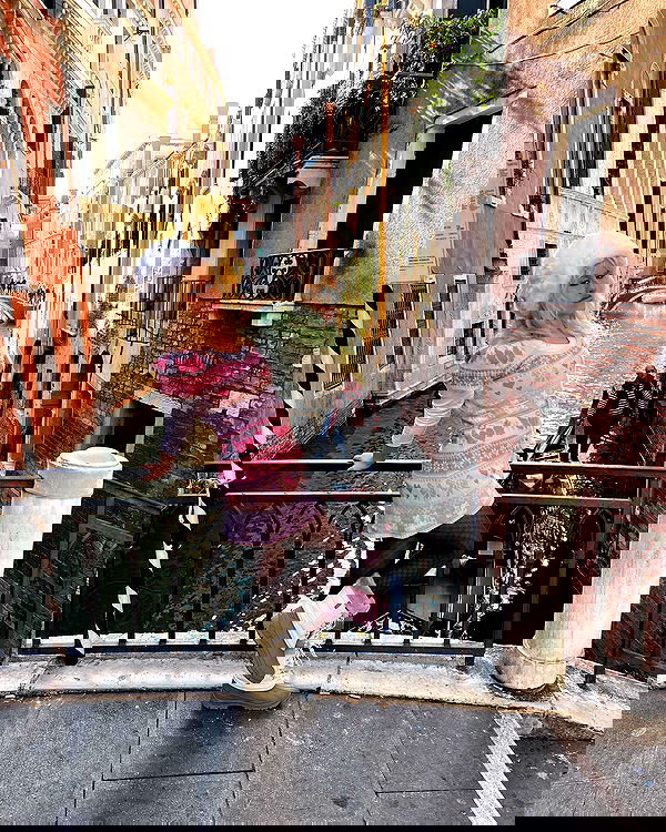 ormosheee ormosheee archive image