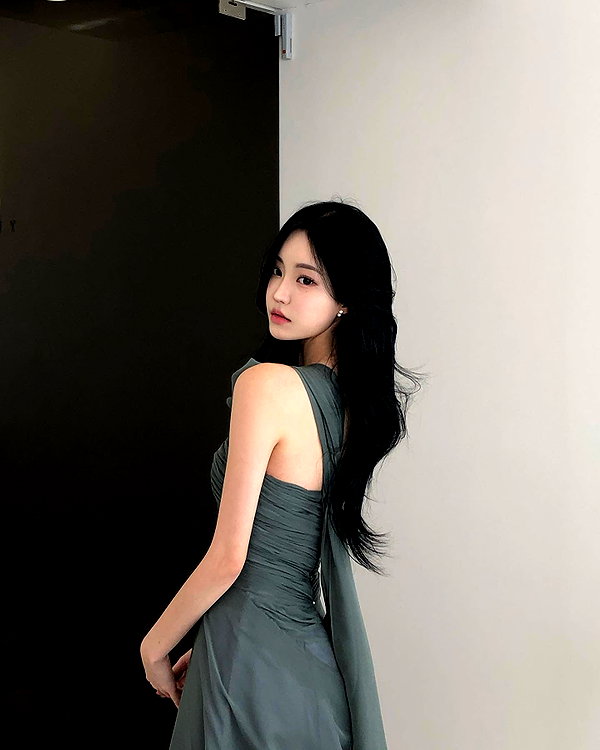daxbin instagram image archive image