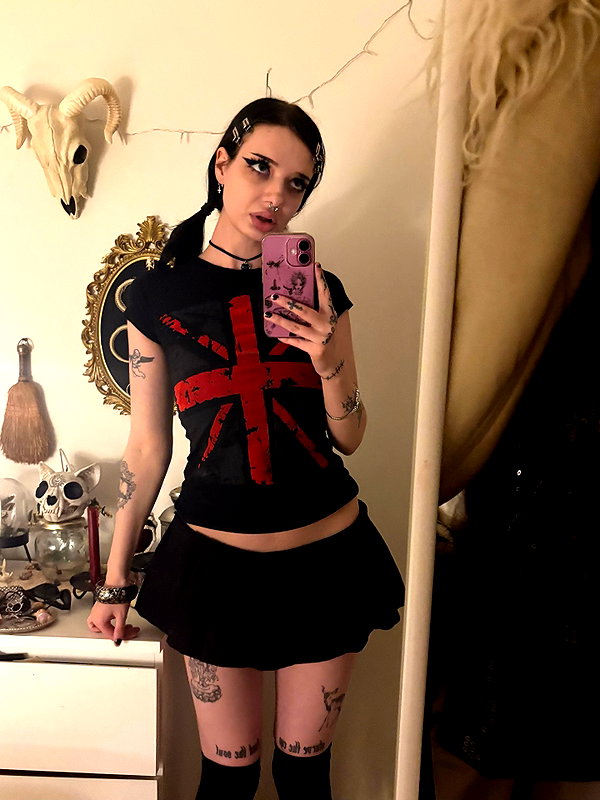 kaitfuckinglyn instagram image archive image