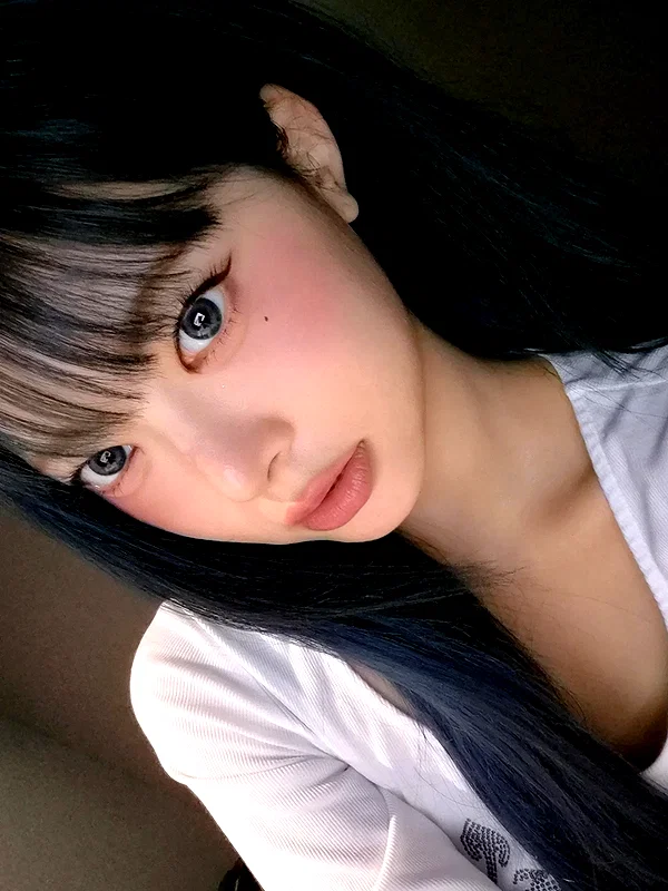 hhh.e_c.v instagram image archive image