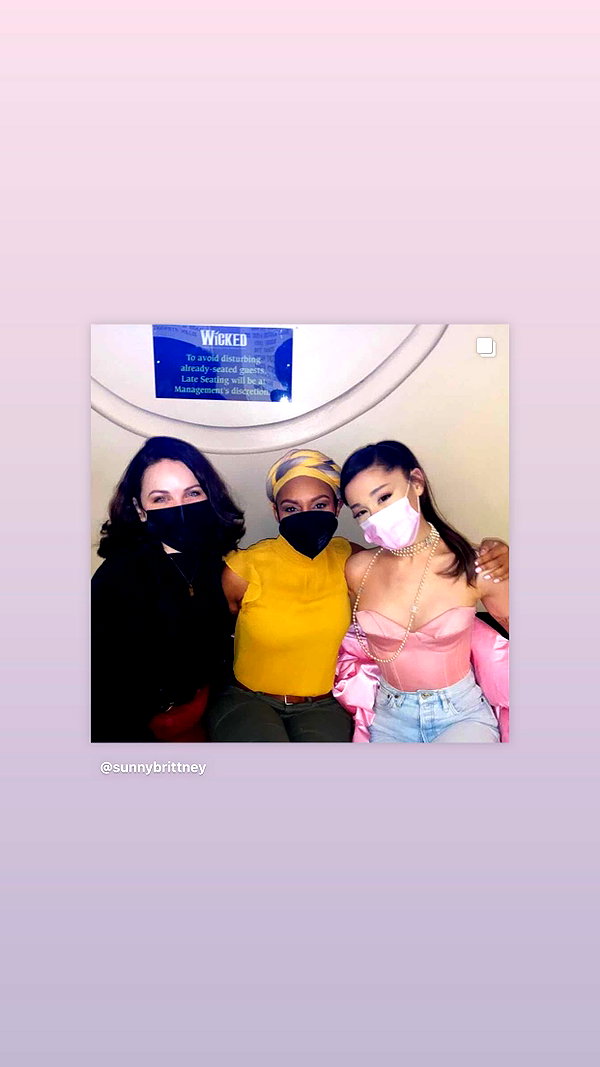 arianagrande instagram image archive image